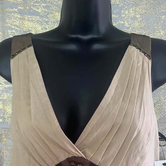 Jessica Simpson Embroidered Sleeveless Top Size M - Picture 3 of 15